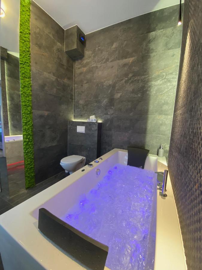 קרקוב Apartament Bialy Z Jacuzzi מראה חיצוני תמונה