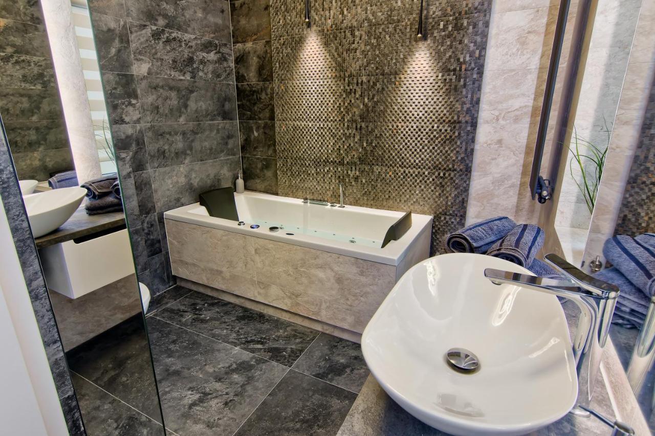 קרקוב Apartament Bialy Z Jacuzzi מראה חיצוני תמונה