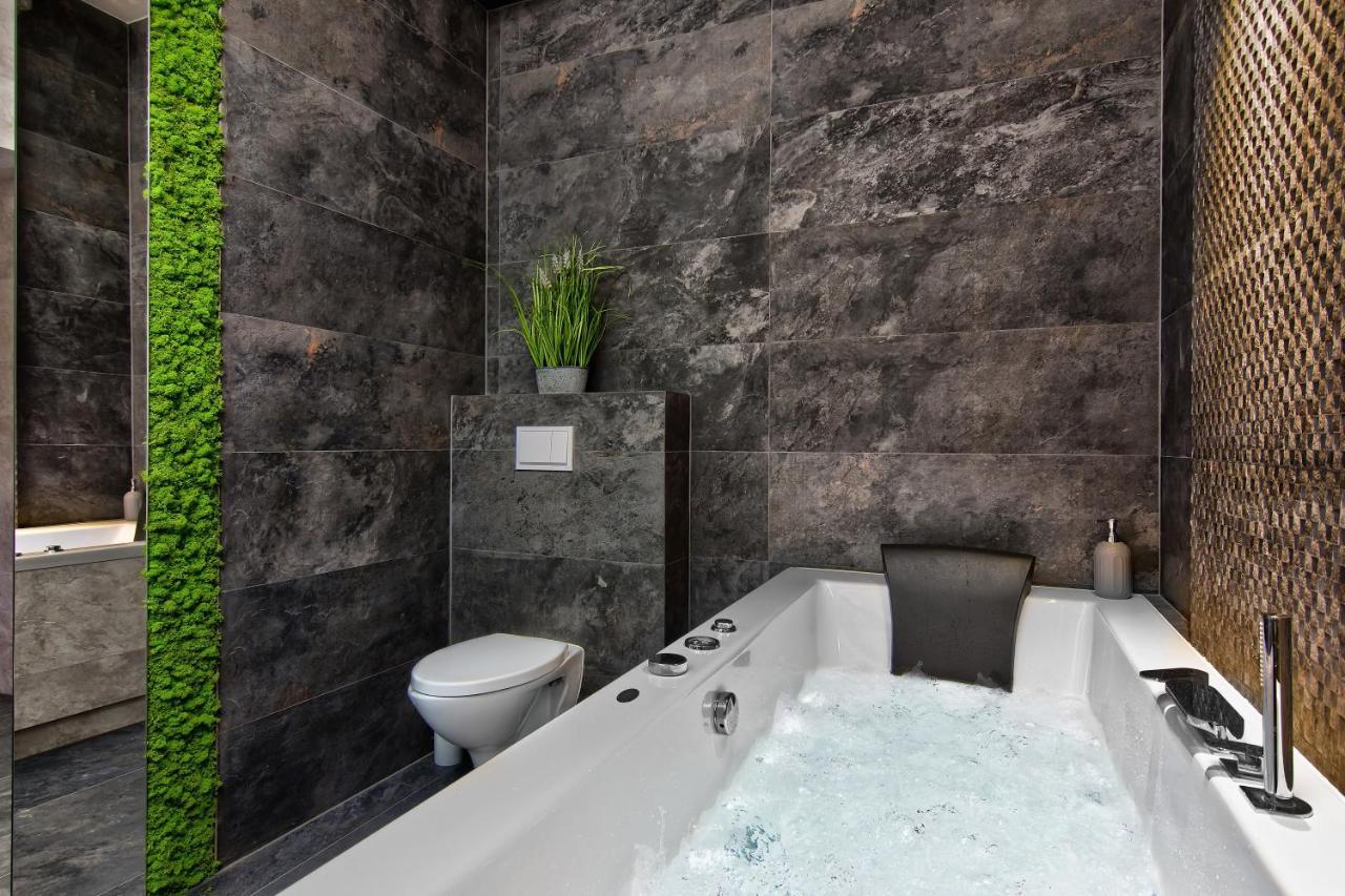 קרקוב Apartament Bialy Z Jacuzzi מראה חיצוני תמונה