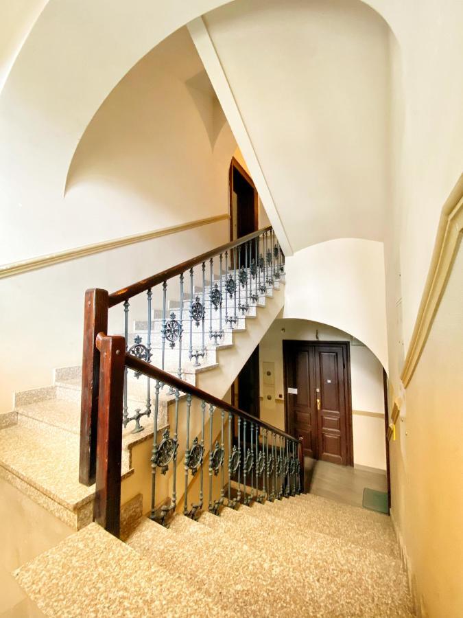 קרקוב Apartament Bialy Z Jacuzzi מראה חיצוני תמונה